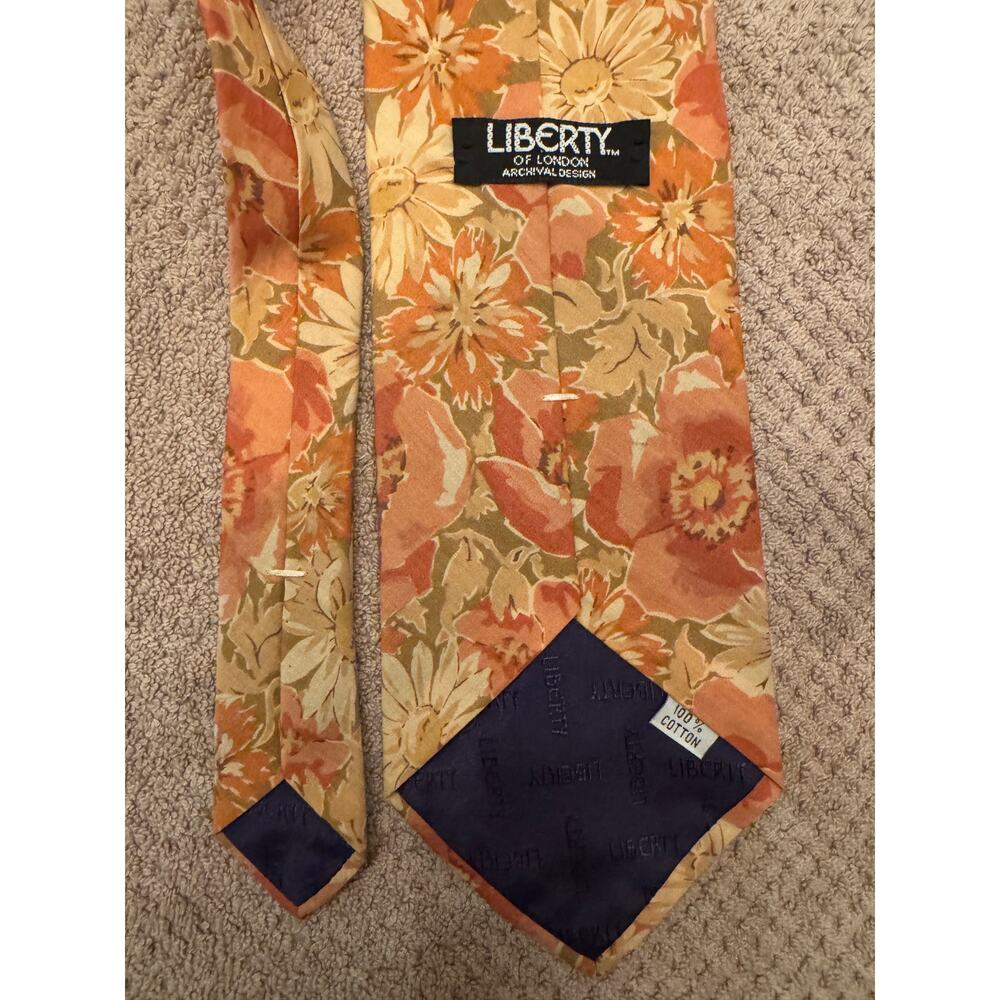 Liberty of London Beautiful Archival Design Peach Floral Tie